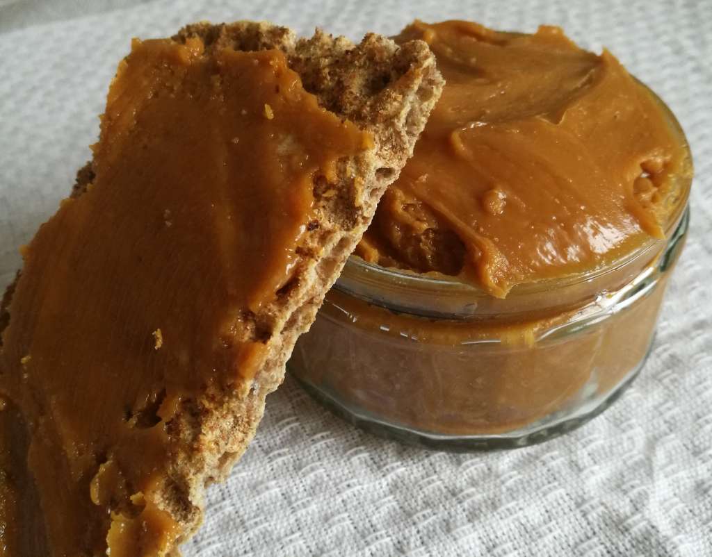 Brunost fondue