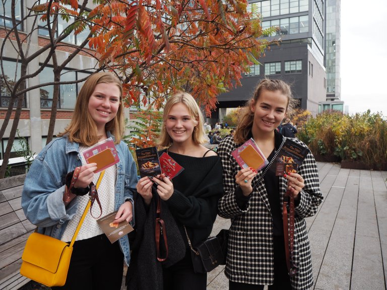 Introducing Brunost to people at the High Line