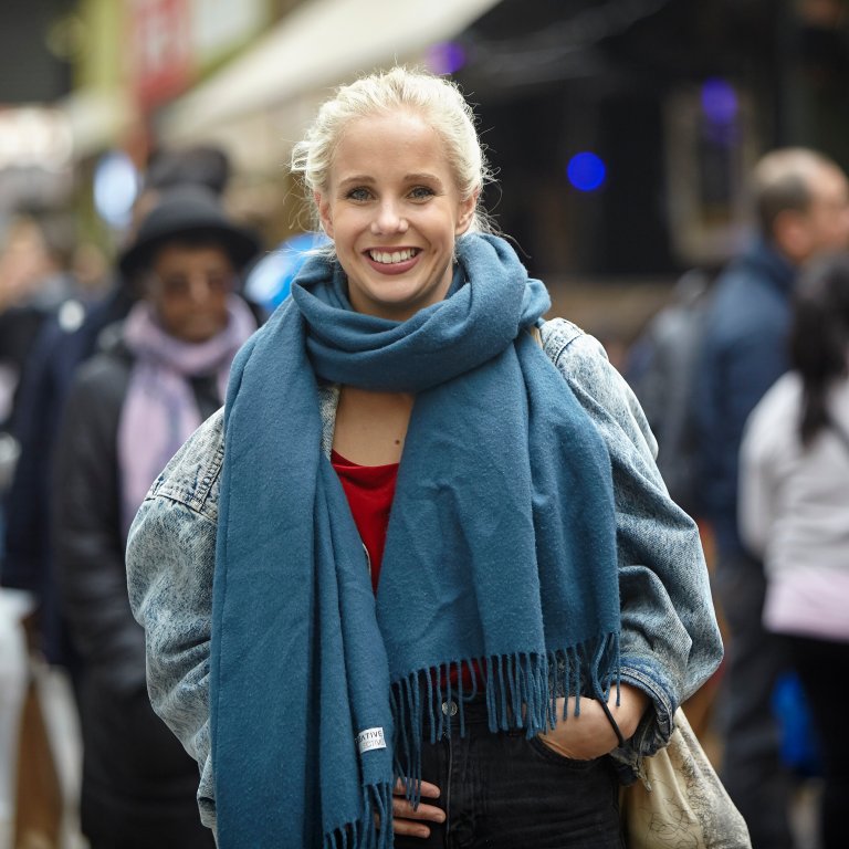 Sigrid in the streets of London