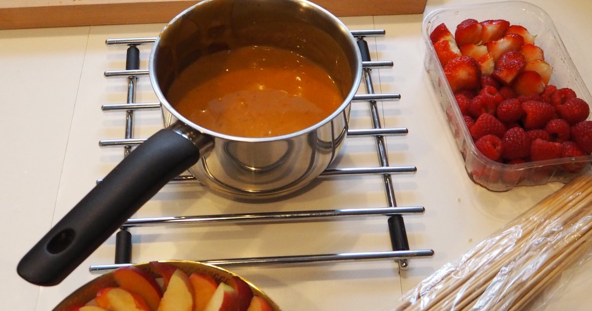 Brunost fondue