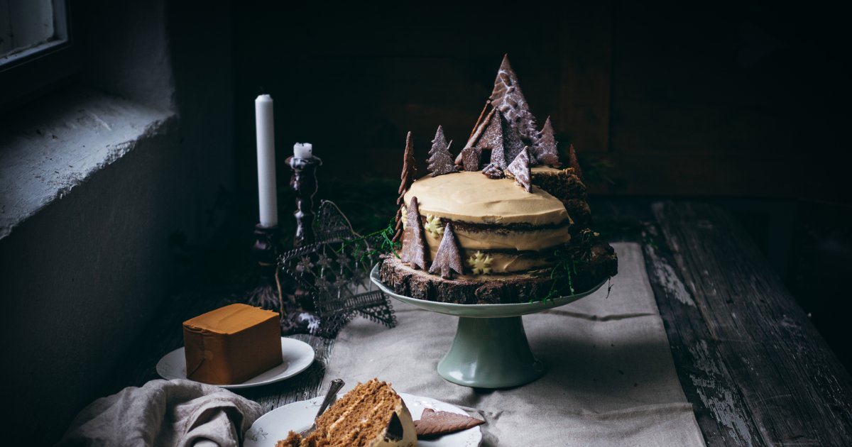 Layered Brunost 'Pepperkake' Cake